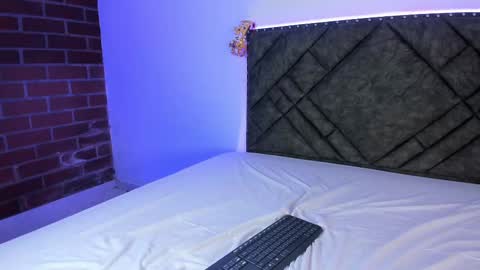 Logan online show from October 2025 07:52:01 AM