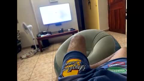 Snapshot of logandaimond chatting on November 2025 04:01:01 AM logandaimond online show from November 2025 04:01:01 AM