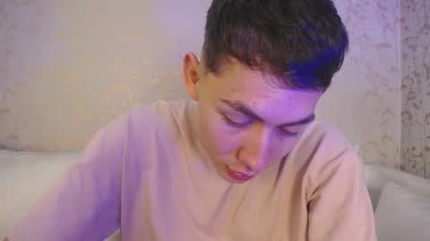 Loganfoster  online show from December 2025 08:18:02 PM