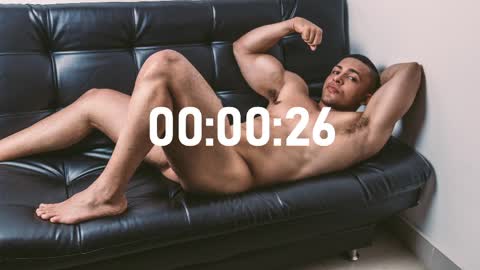 Snapshot of loganmartinx chatting on March 2026 11:05:02 PM loganmartinx online show from March 2026 11:05:02 PM
