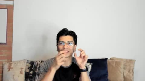 Snapshot of logannick chatting on February 2026 08:19:01 AM Logan online show from February 2026 08:19:01 AM