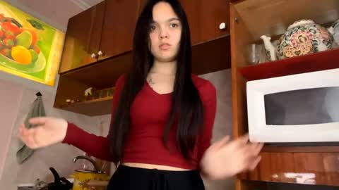 Asya online show from April 2026 03:28:01 PM