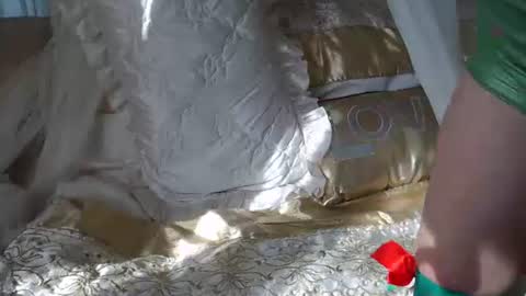 Lilu online show from February 2025 09:10:01 AM