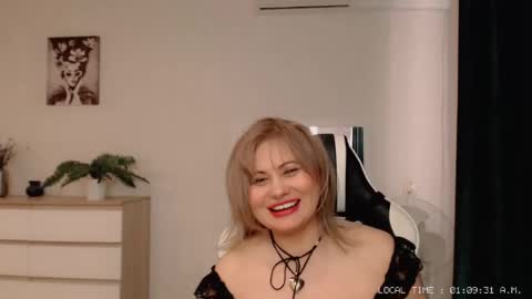  Lola  online show from February 2025 08:09:02 AM