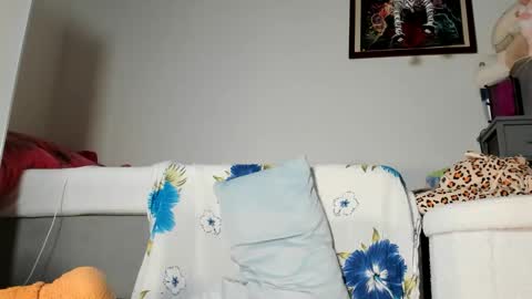 lola_belgium online show from September 2025 05:18:02 AM