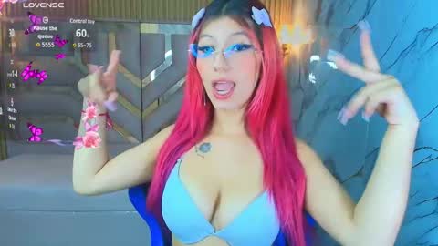 Lola online show from November 2025 12:44:02 PM