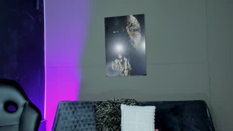 lola red online show from February 2026 07:31:01 PM