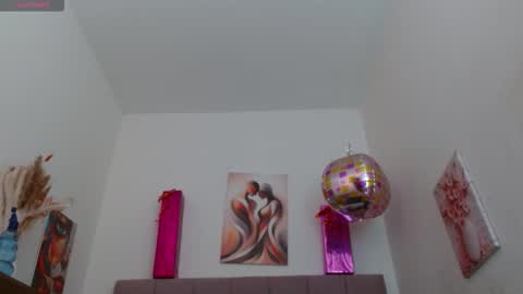 Snapshot of lola_wish chatting on October 2025 04:12:01 AM lola_wish online show from October 2025 04:12:01 AM