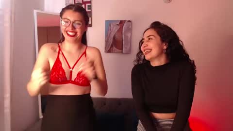 lolaandcamille online show from March 2025 01:31:02 PM