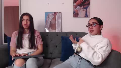 lolaandcamille online show from March 2025 04:55:02 PM