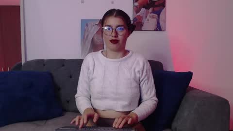 lolaandcamille online show from March 2025 10:31:02 PM