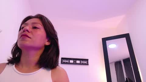 lolaandcamille online show from November 2025 09:34:01 AM