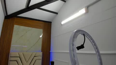 Snapshot of lolaangellx chatting on September 2025 11:58:01 AM Lola Angel online show from September 2025 11:58:01 AM