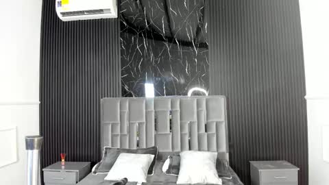 Snapshot of lolaangellx chatting on October 2025 03:23:02 PM Lola Angel online show from October 2025 03:23:02 PM