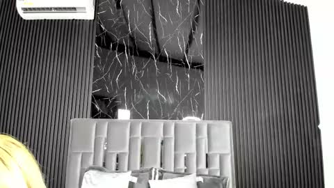 Snapshot of lolaangellx chatting on November 2025 11:41:01 AM Lola Angel online show from November 2025 11:41:01 AM