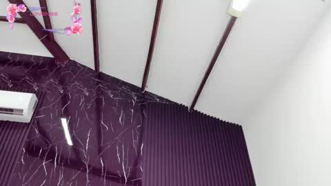 Snapshot of lolaangellx chatting on November 2025 08:20:01 PM Lola Angel online show from November 2025 08:20:01 PM