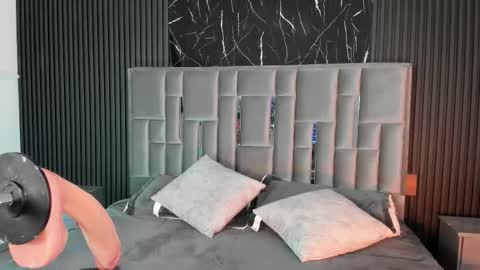 Lola Angel online show from January 2026 08:01:02 PM