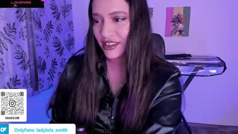 lolaasmith_21 online show from March 2025 02:10:02 AM