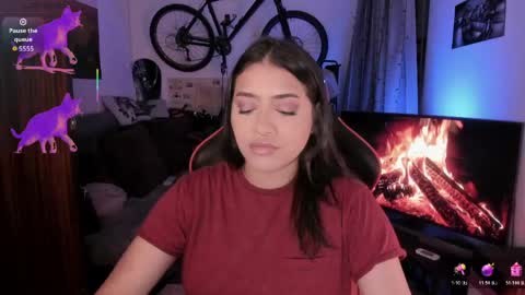 Snapshot of lolaasmith_21 chatting on April 2026 08:04:02 PM lolaasmith_21 online show from April 2026 08:04:02 PM