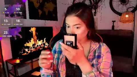 Snapshot of lolaasmith_21 chatting on June 2026 07:46:01 PM lolaasmith_21 online show from June 2026 07:46:01 PM