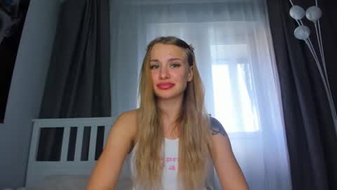 lolabani675452 online show from September 2025 01:14:02 PM