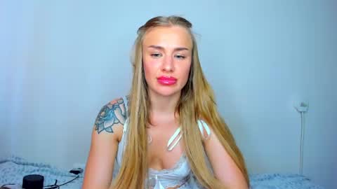 lolabani675452 online show from June 2026 10:57:02 AM