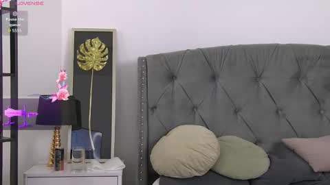 Lola  new tits boobs ass stepsis online show from November 2025 05:57:01 PM