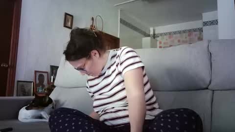 LOLA HUESO y ERIC online show from April 2026 02:31:01 PM