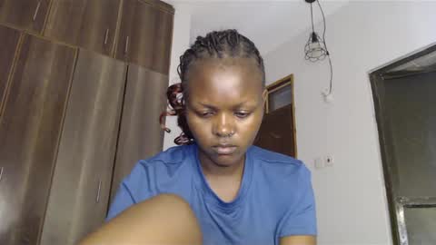 lolamia7 online show from February 2025 12:15:02 PM