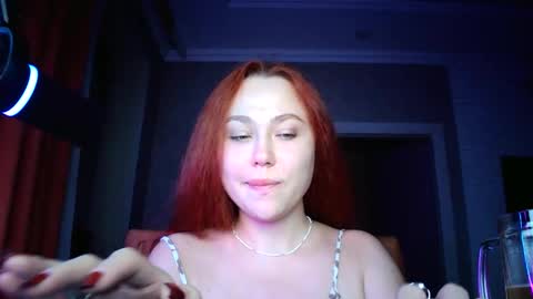 Lola online show from September 2025 08:31:02 PM
