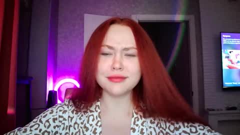 Lola online show from October 2025 07:34:01 PM