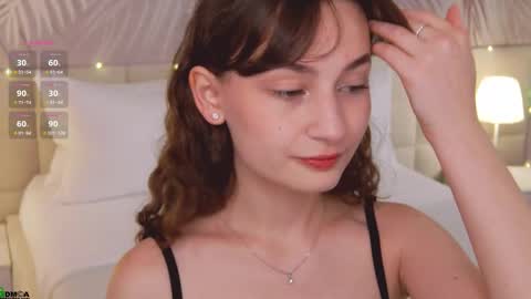 Snapshot of lolaprise chatting on September 2025 04:46:02 AM Lola online show from September 2025 04:46:02 AM