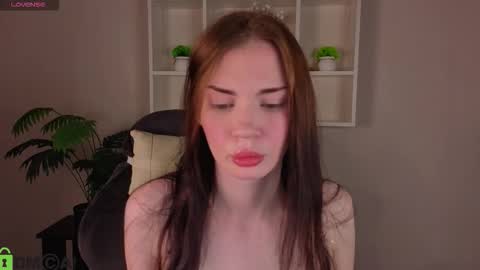 Snapshot of lolatwizz chatting on February 2026 09:19:02 AM Lola online show from February 2026 09:19:02 AM