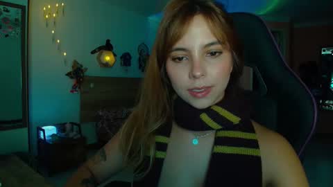 Lola doll online show from November 2025 08:23:02 PM