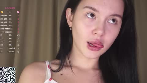 Maria online show from November 2025 08:24:02 PM