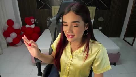 Snapshot of lolly18_ chatting on February 2025 12:03:02 PM lolly18_ online show from February 2025 12:03:02 PM