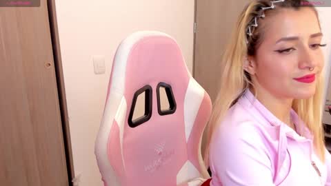 Lolly  online show from January 2025 02:54:02 AM