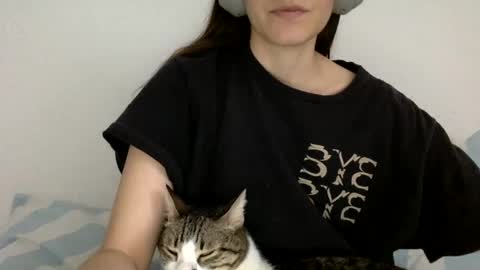 agnes online show from January 2025 11:10:02 PM