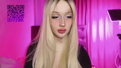 Kari online show from March 2026 06:37:02 PM