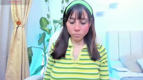 Loly online show from May 2026 01:52:02 PM