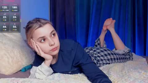 Lona online show from November 2025 06:50:02 PM