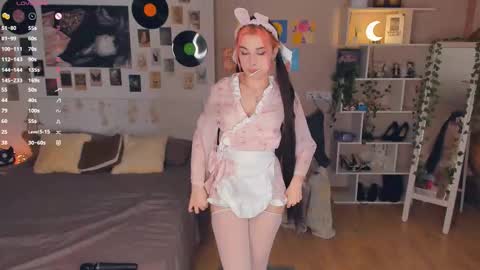 Lona online show from February 2026 06:45:01 PM