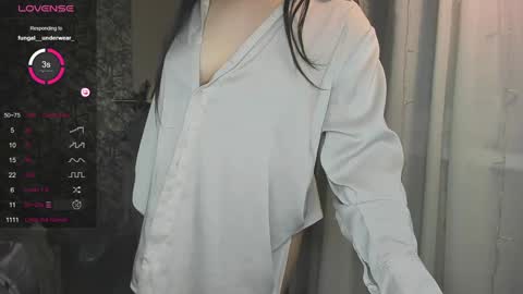 lona online show from February 2025 04:41:02 PM