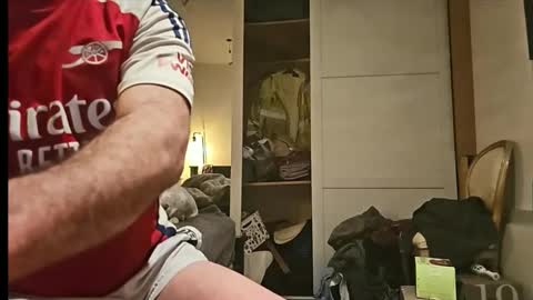 Snapshot of london_boy_35 chatting on February 2026 02:33:01 AM hey you online show from February 2026 02:33:01 AM