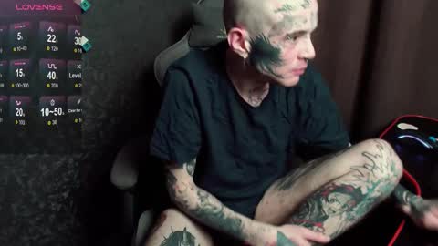 Chris online show from October 2025 09:45:02 PM