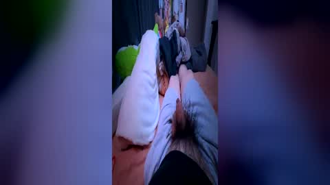 lonelyasian93 online show from June 2026 07:27:02 PM