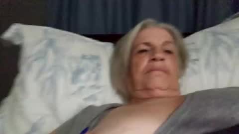 Snapshot of lonelylana1955 chatting on October 2025 08:22:02 AM lonelylana1955 online show from October 2025 08:22:02 AM