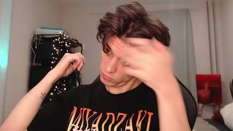 PVT AND MENU ACTIVE online show from September 2025 04:32:02 PM