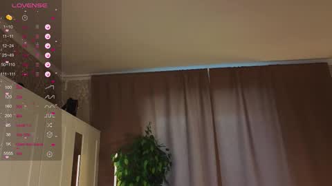 Shy EvaStreams are everyday 9 AM - 3 PM GMT 3  online show from September 2025 07:33:02 AM