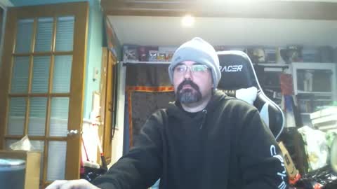 longandcut99 online show from December 2025 05:20:01 PM